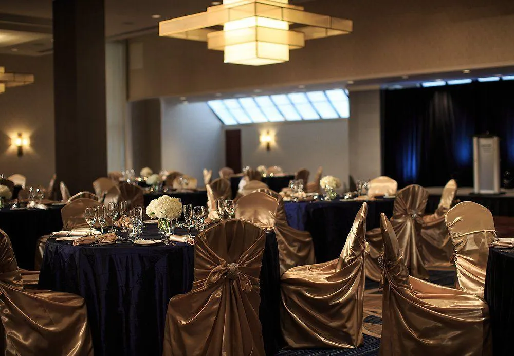****  W Toronto Hotel Canada