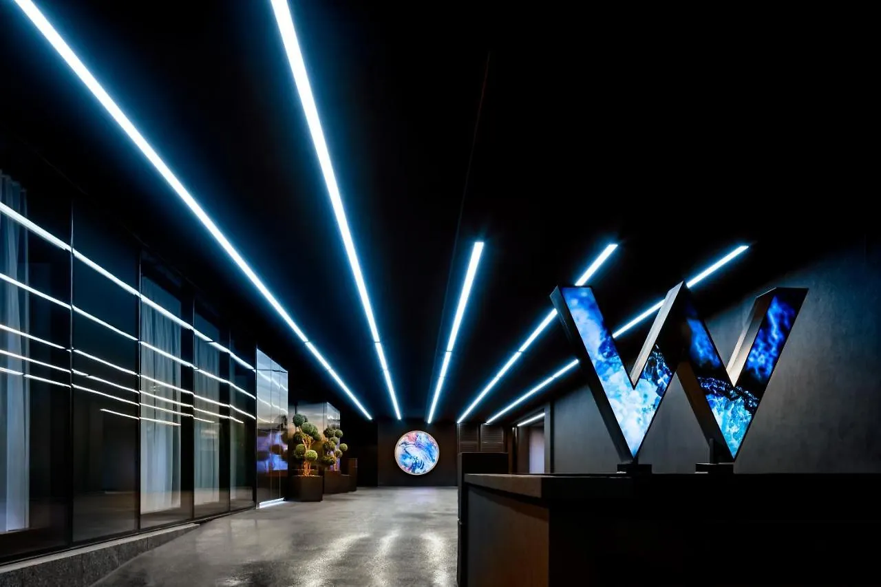 ****  W Toronto Hotel Canada