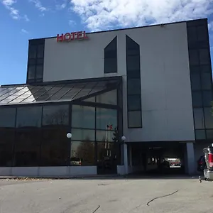 Montecassino & Event Centre Hotel