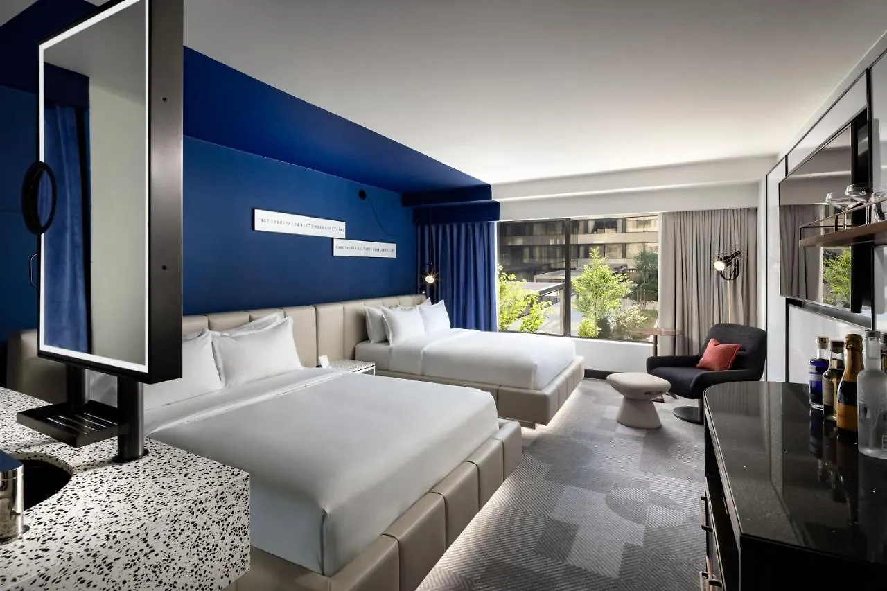 Hotel W Toronto