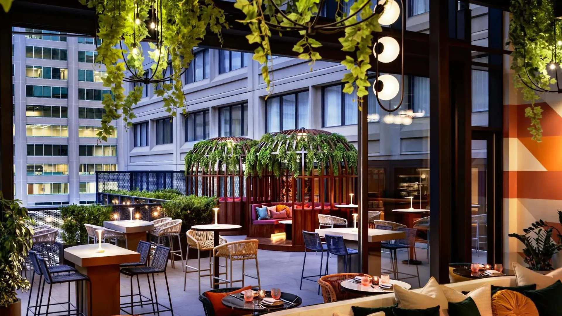 Hotel W Toronto