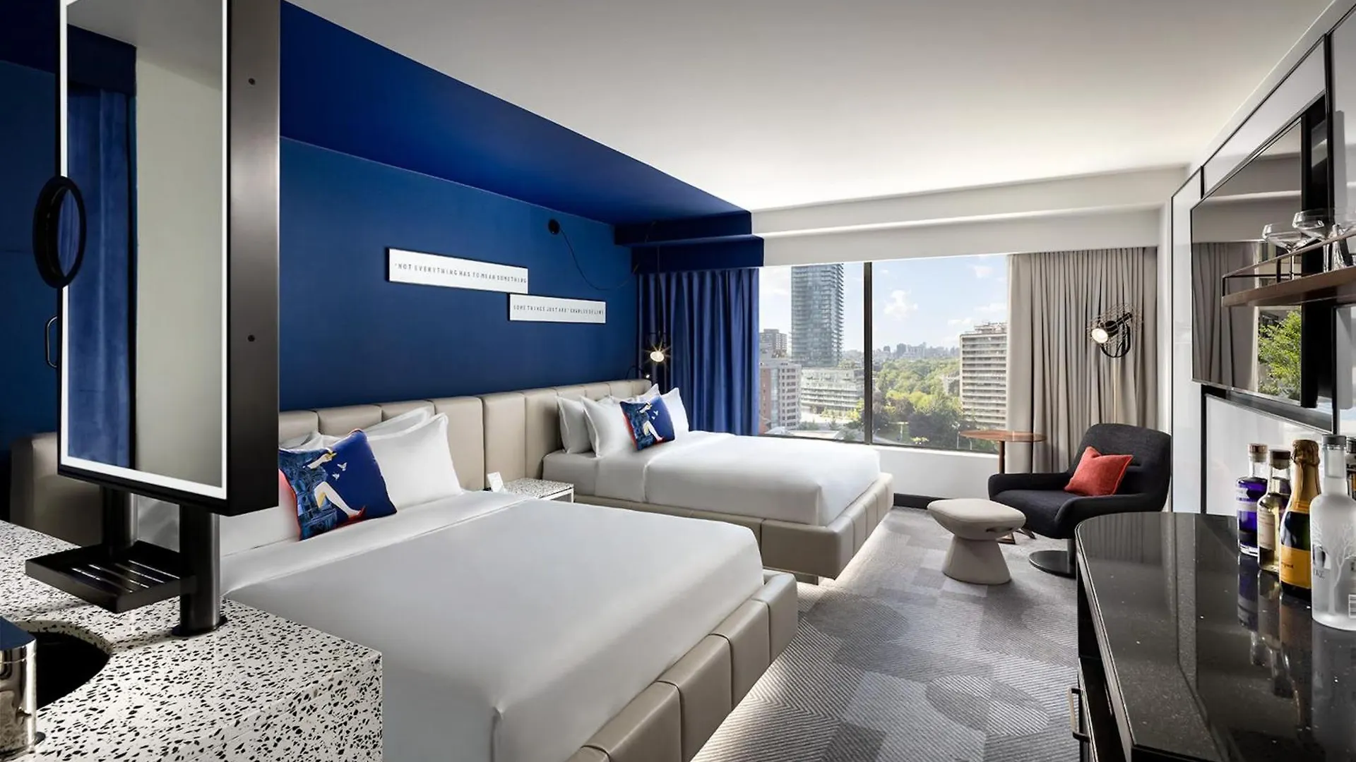 Hotel W Toronto